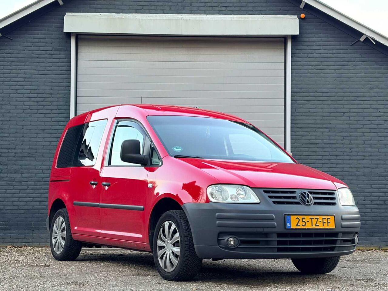2007 - VOLKSWAGEN - CADDY PETROL 1.6 OPTIVE COMFORT - COMMERCIAL VEHICLE - Van pengiriman: gambar 3 2007 - VOLKSWAGEN - CADDY PETROL 1.6 OPTIVE COMFORT - COMMERCIAL VEHICLE - Van pengiriman: gambar 3