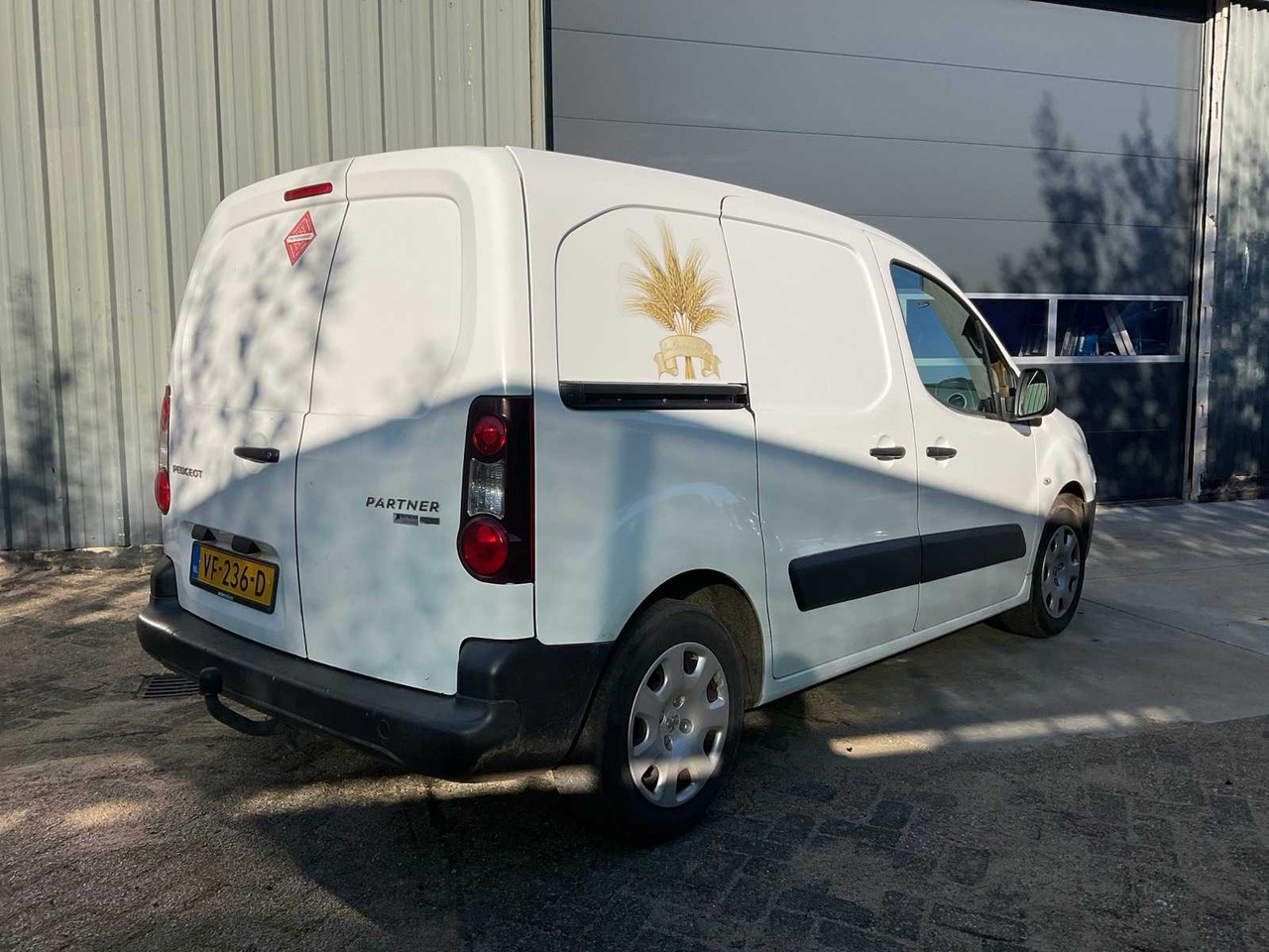 2013 PEUGEOT PARTNER COMMERCIAL VEHICLE (MARGIN) - Van pengiriman: gambar 4 2013 PEUGEOT PARTNER COMMERCIAL VEHICLE (MARGIN) - Van pengiriman: gambar 4