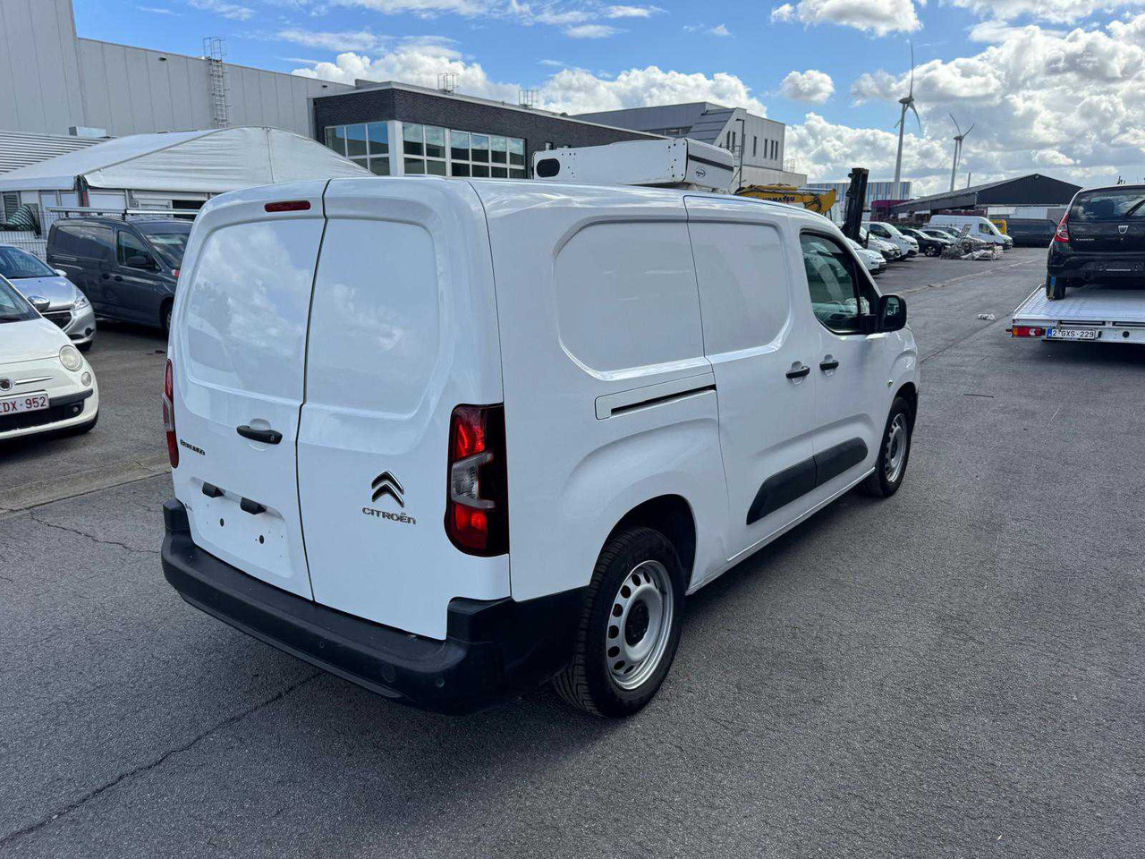 CITROËN BERLINGO REFRIGERATED TRUCK - Van pengiriman: gambar 4 CITROËN BERLINGO REFRIGERATED TRUCK - Van pengiriman: gambar 4