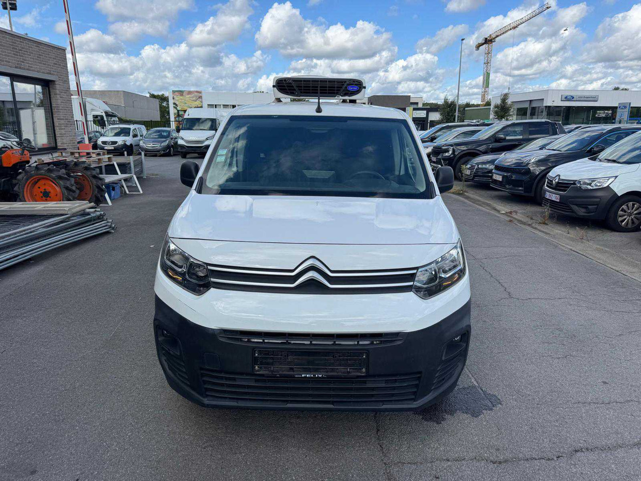 CITROËN BERLINGO REFRIGERATED TRUCK - Van pengiriman: gambar 2 CITROËN BERLINGO REFRIGERATED TRUCK - Van pengiriman: gambar 2