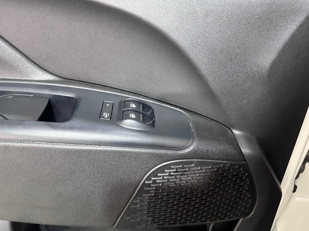 Van pengiriman FIAT - DOBLÒ CARGO - 1.4 T-JET CNG L2H1SX - V-883-ZZ: gambar 11 Van pengiriman FIAT - DOBLÒ CARGO - 1.4 T-JET CNG L2H1SX - V-883-ZZ: gambar 11