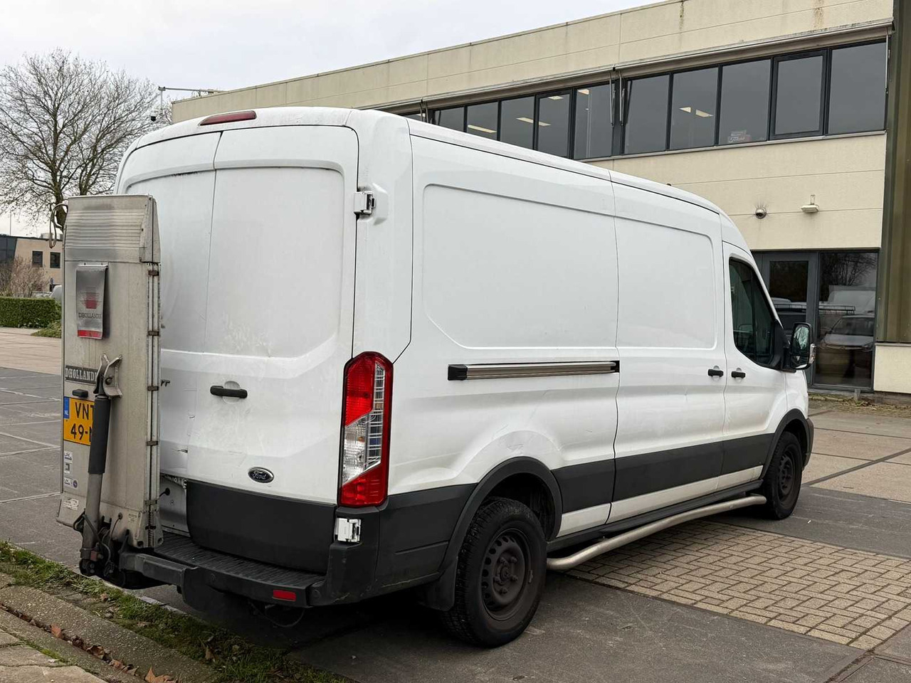 FORD TRANSIT 330 2.0 TDCI L3H3 TREND DHOLLANDIA TAIL LIFT | VNT-49-N - Van pengiriman: gambar 3 FORD TRANSIT 330 2.0 TDCI L3H3 TREND DHOLLANDIA TAIL LIFT | VNT-49-N - Van pengiriman: gambar 3