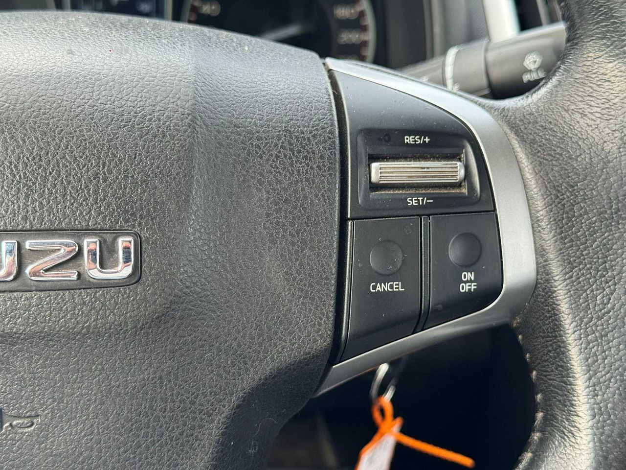 Van pengiriman ISUZU D-MAX 2.5 DOUBLE CAB LSX 5-PERSON - 2016 | VX-388-L: gambar 18