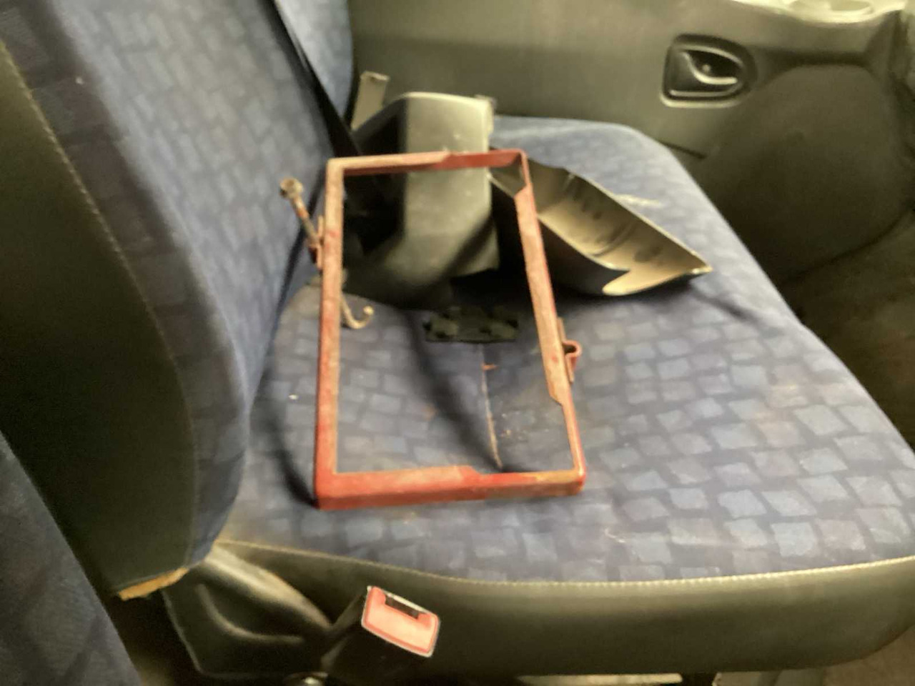 Van pengiriman IVECO DAILY COMMERCIAL VEHICLE: gambar 9