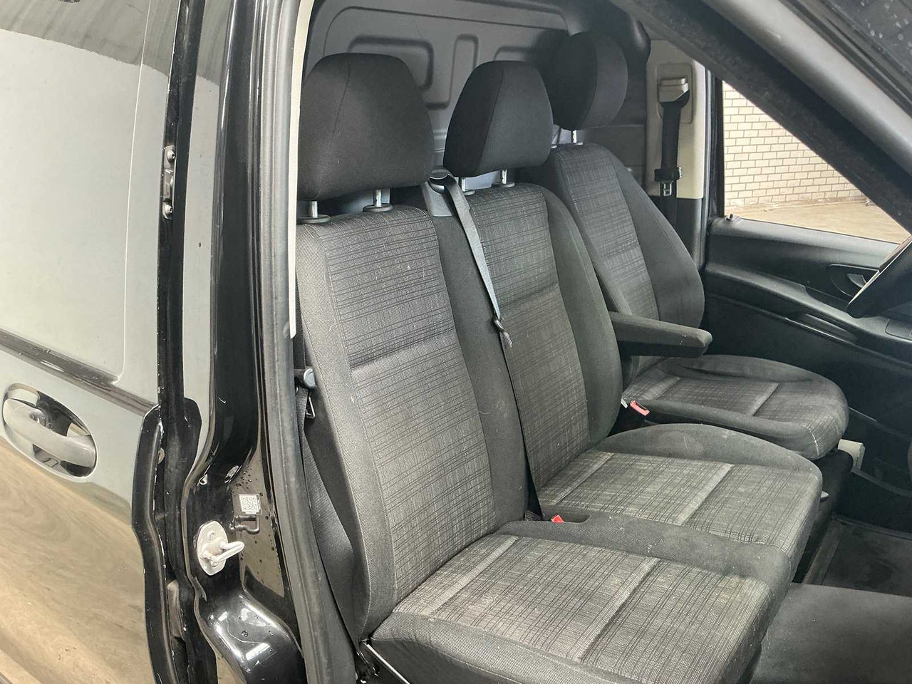 Van pengiriman MERCEDES - 114 CDI - VITO - COMMERCIAL VEHICLE: gambar 16