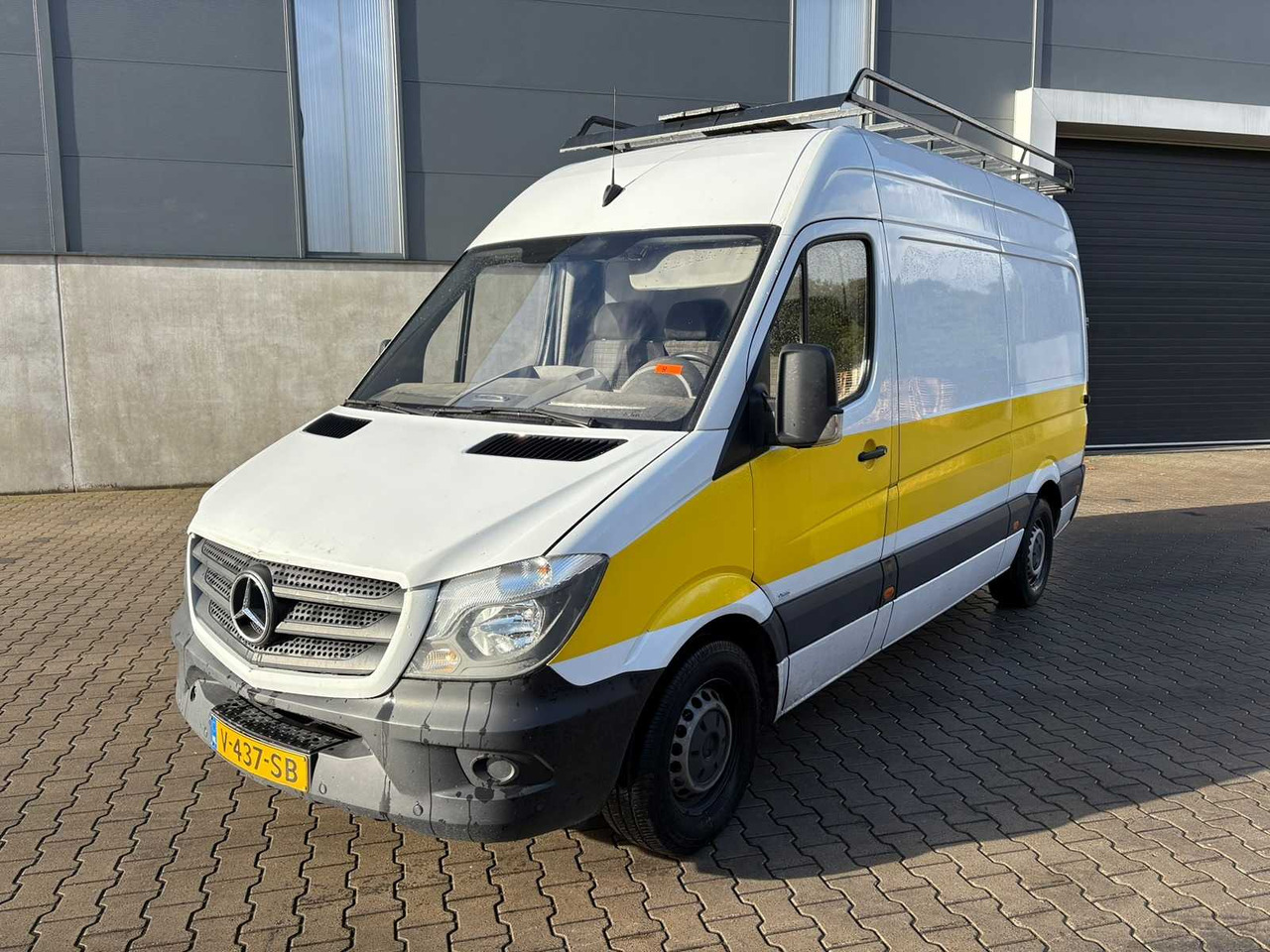 MERCEDES-BENZ - SPRINTER - 313 2.2 CDI 366 DC - COMMERCIAL VEHICLE - Van pengiriman: gambar 1 MERCEDES-BENZ - SPRINTER - 313 2.2 CDI 366 DC - COMMERCIAL VEHICLE - Van pengiriman: gambar 1