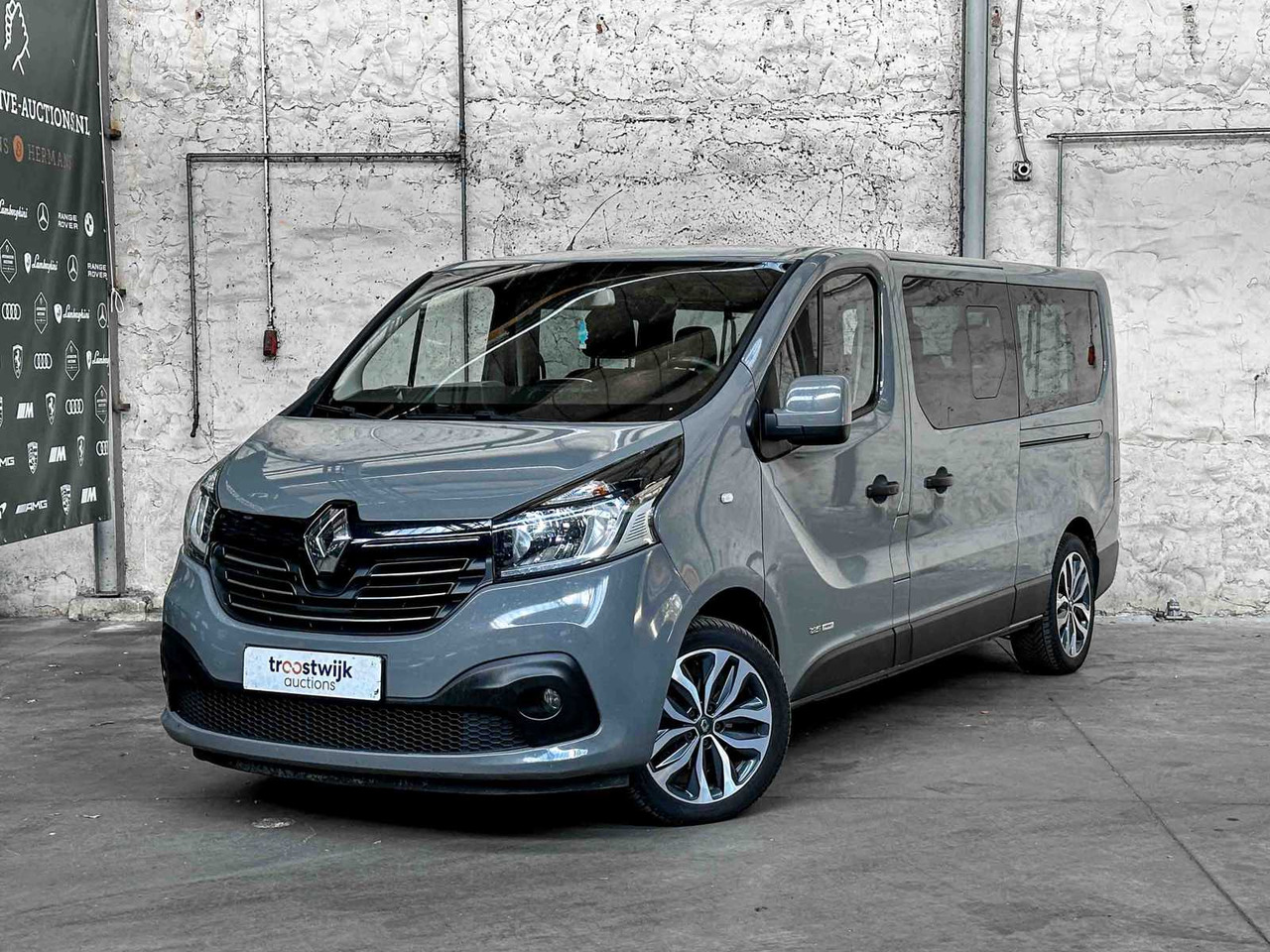 RENAULT TRAFIC 125HP 2016 COMMERCIAL VEHICLE - Van pengiriman: gambar 1 RENAULT TRAFIC 125HP 2016 COMMERCIAL VEHICLE - Van pengiriman: gambar 1