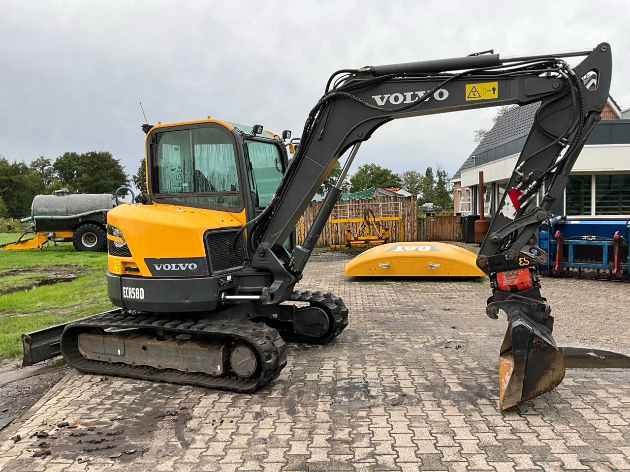 Volvo ECR580 - Ekskavator perayap: gambar 5 Volvo ECR580 - Ekskavator perayap: gambar 5