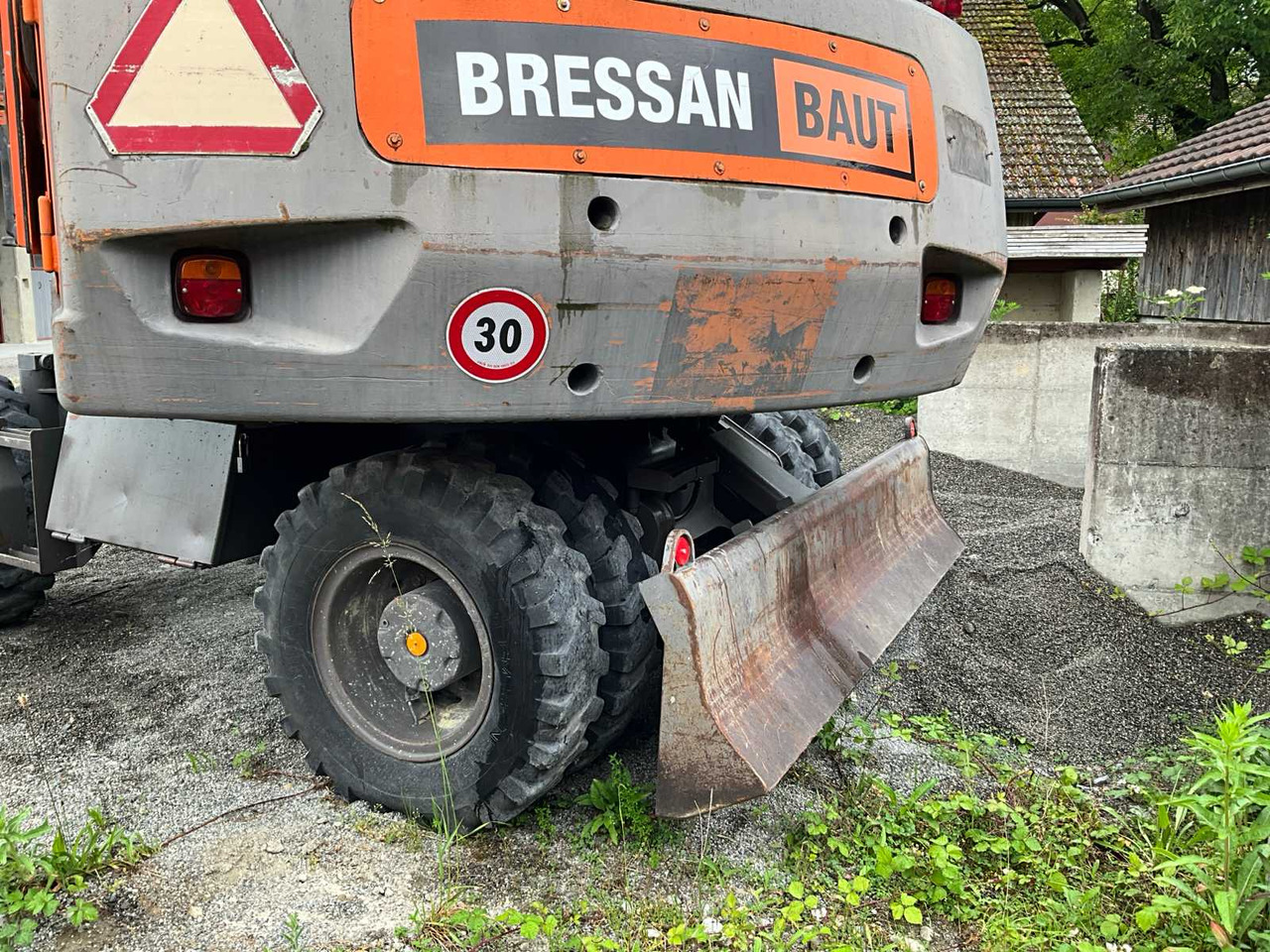 Volvo EW 150 C - Ekskavator roda: gambar 5 Volvo EW 150 C - Ekskavator roda: gambar 5