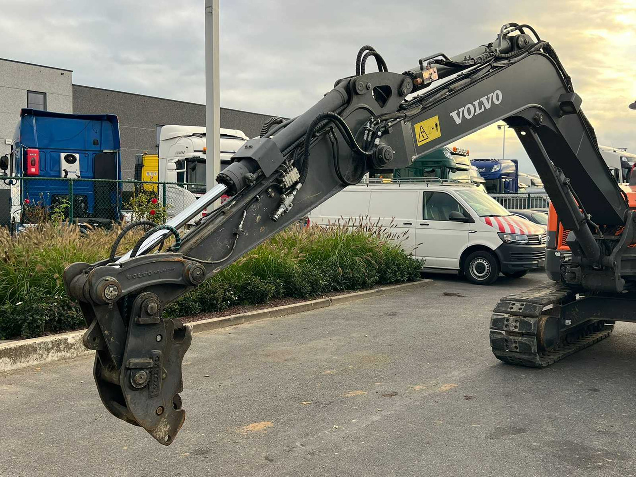 Volvo Excavator ECR88D - Ekskavator perayap: gambar 5 Volvo Excavator ECR88D - Ekskavator perayap: gambar 5