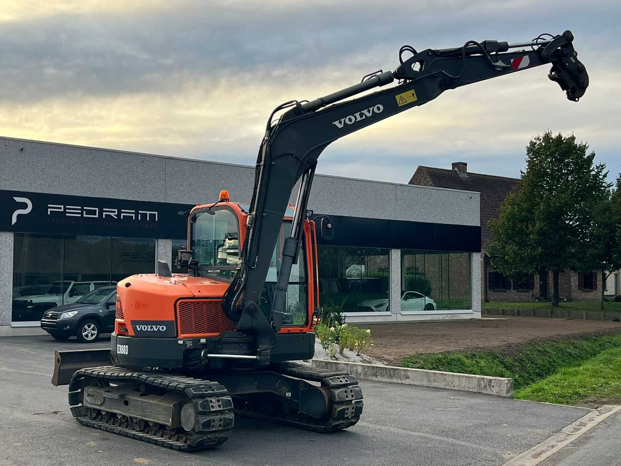 Volvo Excavator ECR88D - Ekskavator perayap: gambar 2 Volvo Excavator ECR88D - Ekskavator perayap: gambar 2