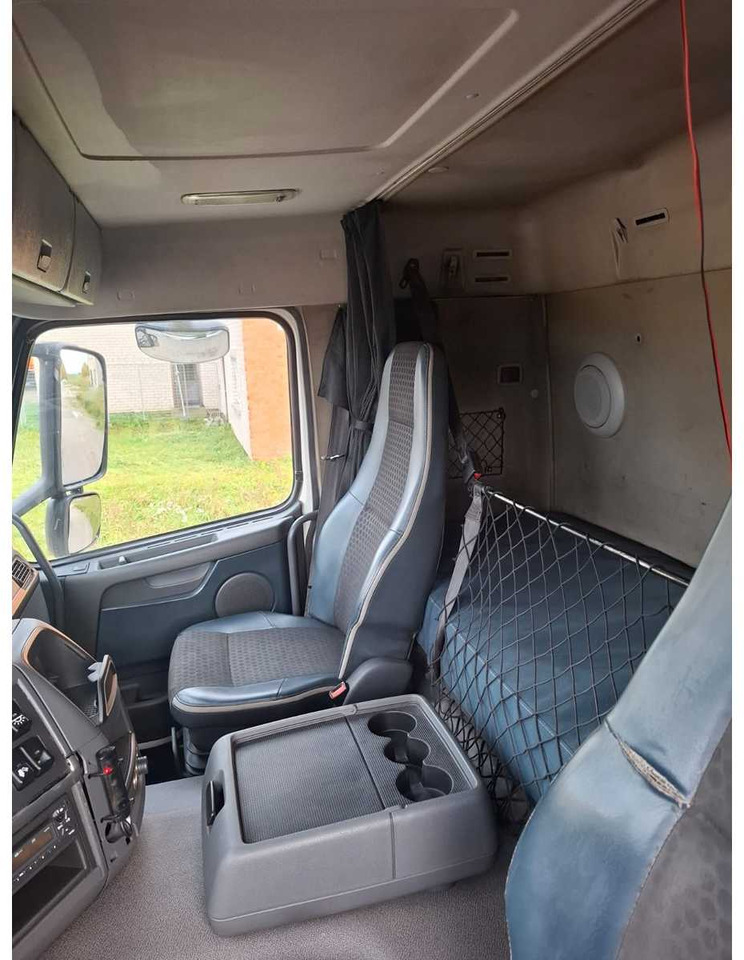 Tempat sampah Volvo FM460: gambar 9 Tempat sampah Volvo FM460: gambar 9