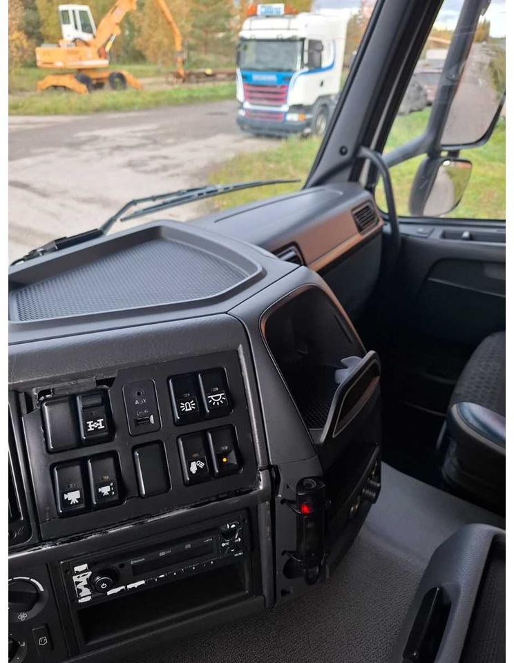 Tempat sampah Volvo FM460: gambar 16 Tempat sampah Volvo FM460: gambar 16