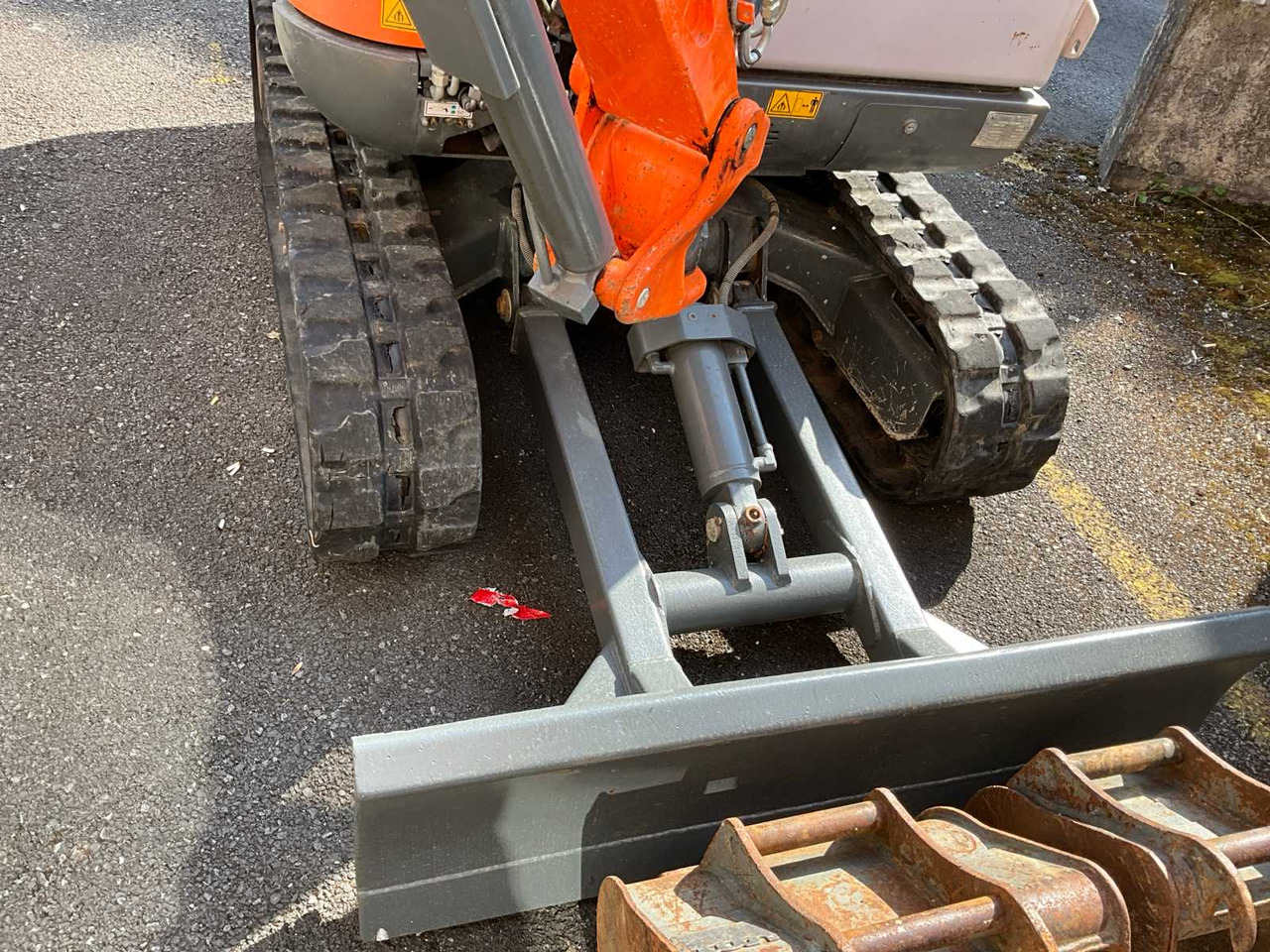 Ekskavator mini Wacker Neuson 2503 RD: gambar 9