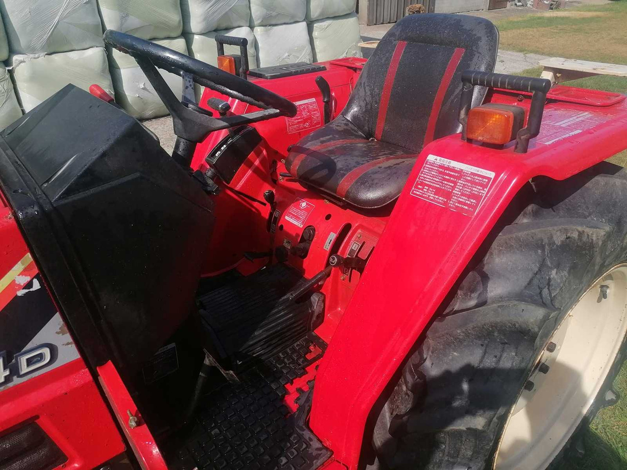 Yanmar FX24D - Traktor kompak: gambar 5 Yanmar FX24D - Traktor kompak: gambar 5