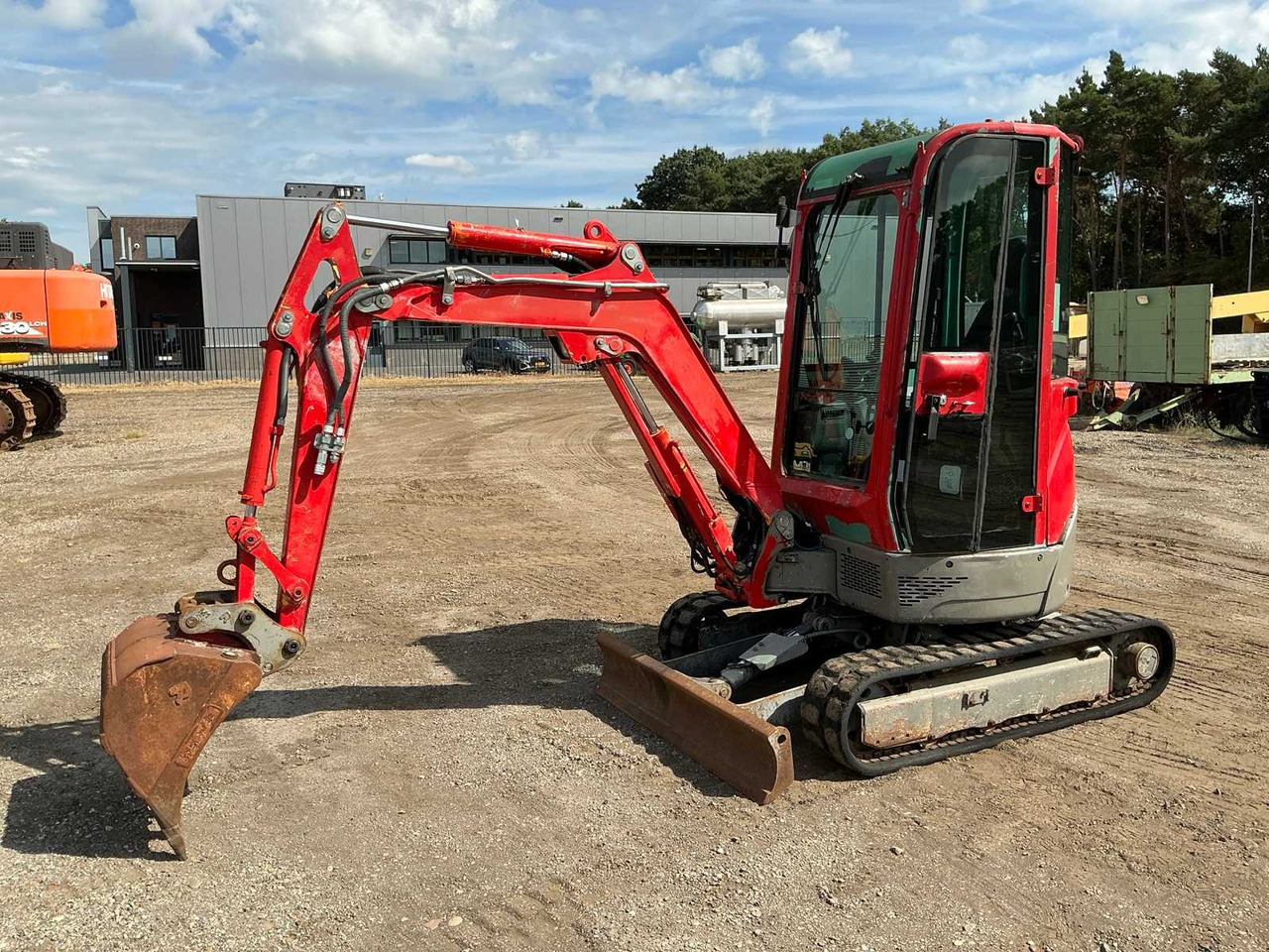 Yanmar VIO 20-4 - Ekskavator mini: gambar 1 Yanmar VIO 20-4 - Ekskavator mini: gambar 1