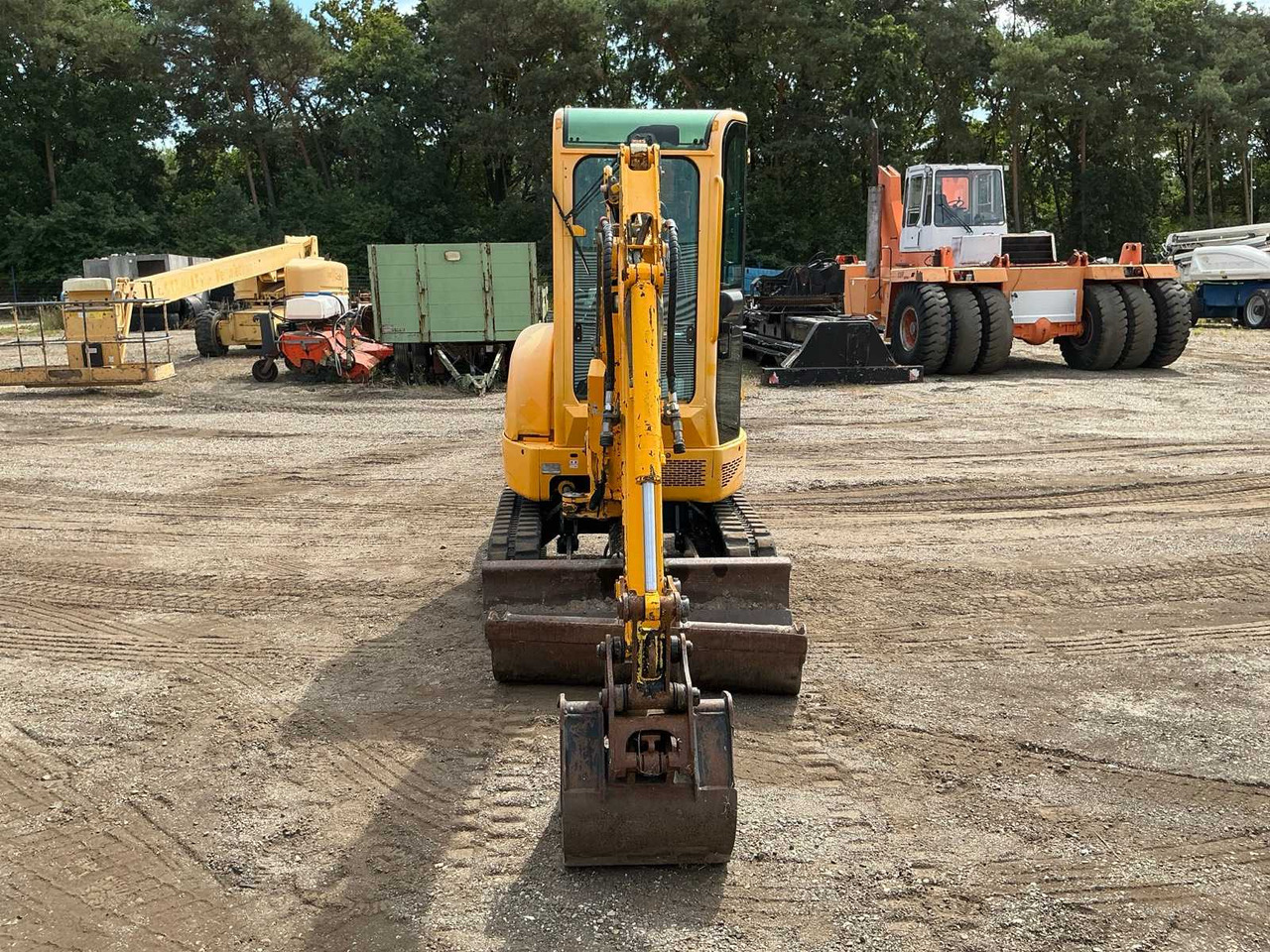 Yanmar VIO 20-4 - Ekskavator mini: gambar 5 Yanmar VIO 20-4 - Ekskavator mini: gambar 5