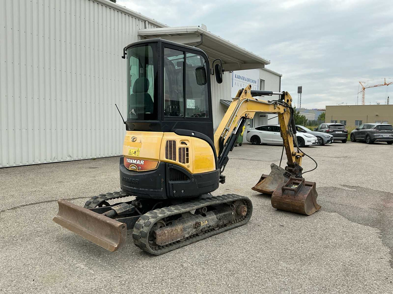 Yanmar VIO25-4 - Ekskavator perayap: gambar 4 Yanmar VIO25-4 - Ekskavator perayap: gambar 4