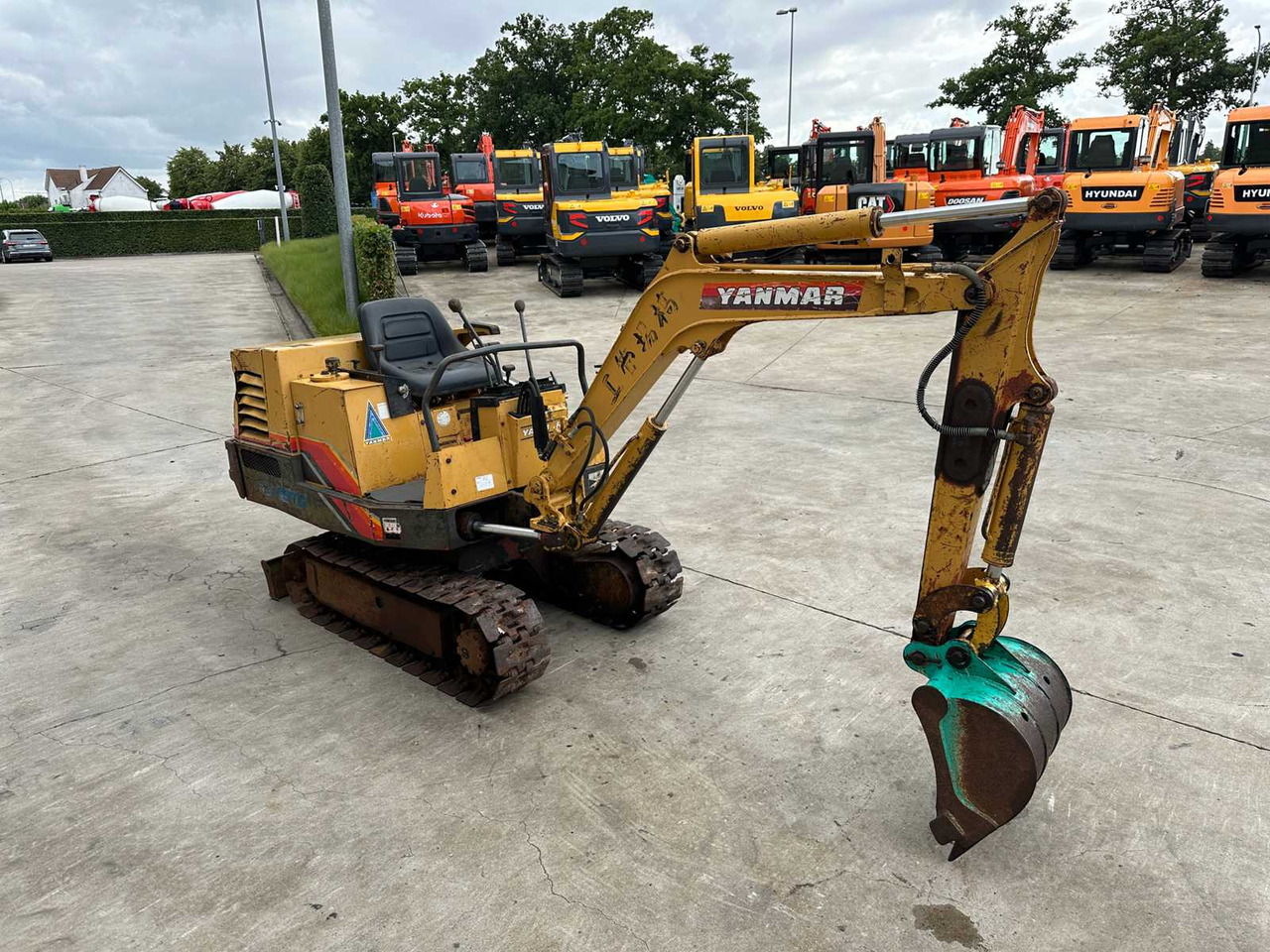 Yanmar YB151U - Ekskavator perayap: gambar 3 Yanmar YB151U - Ekskavator perayap: gambar 3