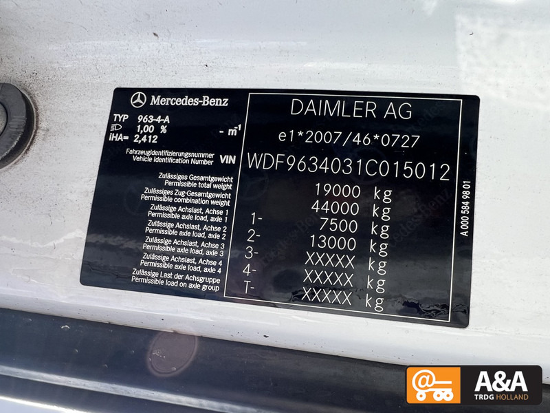 Mercedes-Benz ACTROS 1845 LS - MP5-NEW CONDITION-MIRRORCAM-FRIGO-STAND KLIMA - Tractor head: gambar 2 Mercedes-Benz ACTROS 1845 LS - MP5-NEW CONDITION-MIRRORCAM-FRIGO-STAND KLIMA - Tractor head: gambar 2