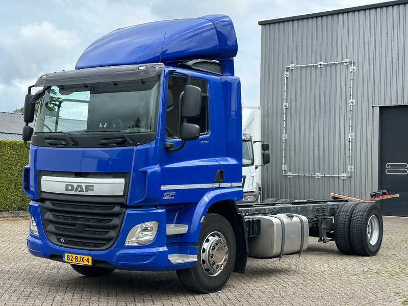 DAF CF 250 CF250. EURO6. - Truk sasis: gambar 1 DAF CF 250 CF250. EURO6. - Truk sasis: gambar 1