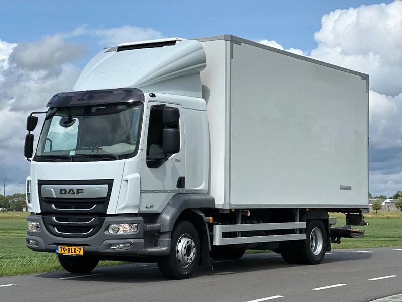 DAF LF 210 LF210.14. EURO6. 2018. KOELBAKWAGEN MET LAADKLEP 2000kg - Truk berpendingin: gambar 1 DAF LF 210 LF210.14. EURO6. 2018. KOELBAKWAGEN MET LAADKLEP 2000kg - Truk berpendingin: gambar 1