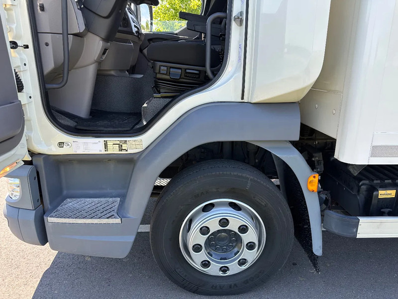 DAF LF 230 LF230.12 EURO6. 61797km!! 440x244x228 Bakwagen met Laadklep. - Truk box: gambar 5 DAF LF 230 LF230.12 EURO6. 61797km!! 440x244x228 Bakwagen met Laadklep. - Truk box: gambar 5