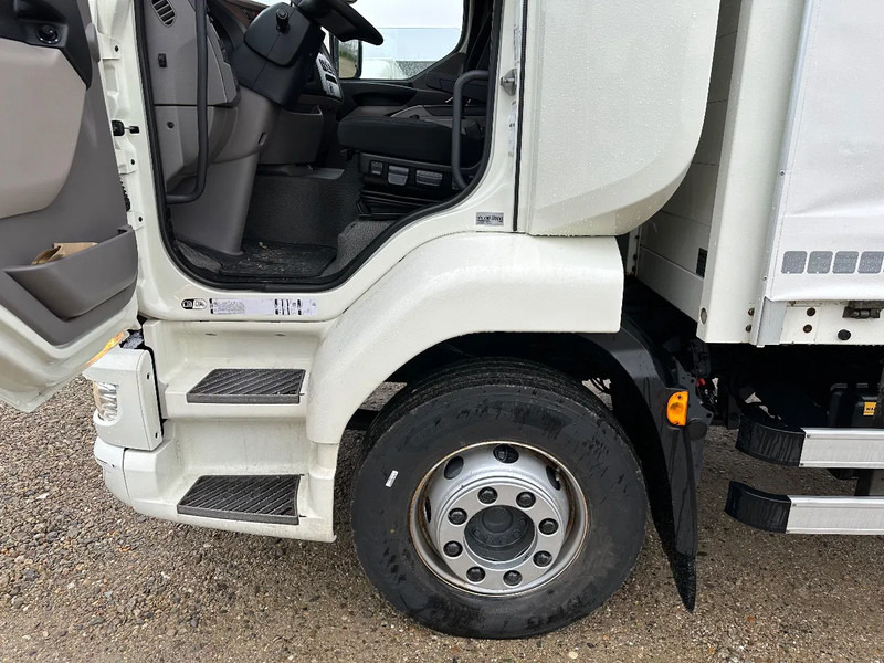 DAF LF 260 LF260.16 EURO6. 2022. - Truk dengan terpal samping: gambar 5 DAF LF 260 LF260.16 EURO6. 2022. - Truk dengan terpal samping: gambar 5