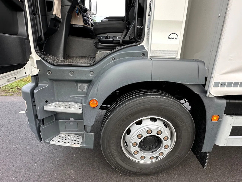 MAN TGM TGM. 15.250. EURO6. 2020. Schuifzeil Bakwagen met Laadklep 990x248x270 - Truk dengan terpal samping: gambar 5 MAN TGM TGM. 15.250. EURO6. 2020. Schuifzeil Bakwagen met Laadklep 990x248x270 - Truk dengan terpal samping: gambar 5