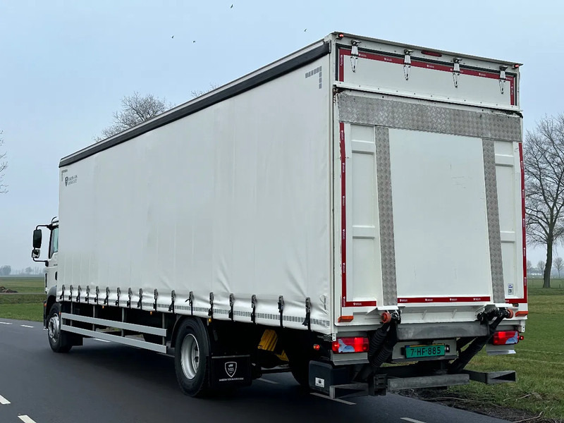 MAN TGM TGM. 15.250. EURO6. 2020. Schuifzeil Bakwagen met Laadklep 990x248x270 - Truk dengan terpal samping: gambar 3 MAN TGM TGM. 15.250. EURO6. 2020. Schuifzeil Bakwagen met Laadklep 990x248x270 - Truk dengan terpal samping: gambar 3