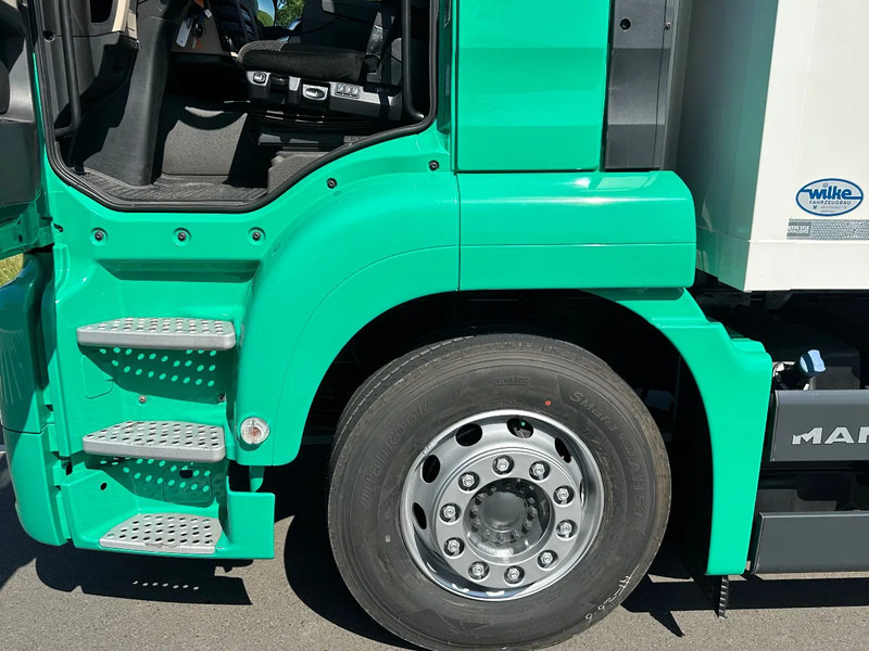 MAN TGS TGS 18.330 EURO6.2020 730x248x245 Als in NIEUWSTAAT! - Truk berpendingin: gambar 3 MAN TGS TGS 18.330 EURO6.2020 730x248x245 Als in NIEUWSTAAT! - Truk berpendingin: gambar 3