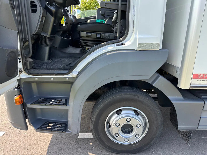Mercedes-Benz Atego 1018L EURO6. 2019. - Truk box: gambar 5 Mercedes-Benz Atego 1018L EURO6. 2019. - Truk box: gambar 5
