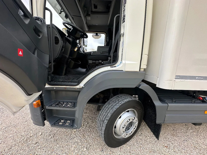 Mercedes-Benz Atego 1223 L 2020. 720x248x260 3tons klep. - Truk box: gambar 5 Mercedes-Benz Atego 1223 L 2020. 720x248x260 3tons klep. - Truk box: gambar 5