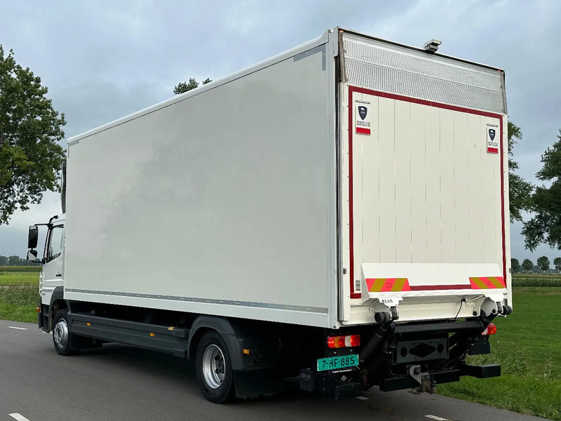 Mercedes-Benz Atego ATEGO 1223L 2020. 720x249x260 3000kg Lbw - Truk box: gambar 4 Mercedes-Benz Atego ATEGO 1223L 2020. 720x249x260 3000kg Lbw - Truk box: gambar 4