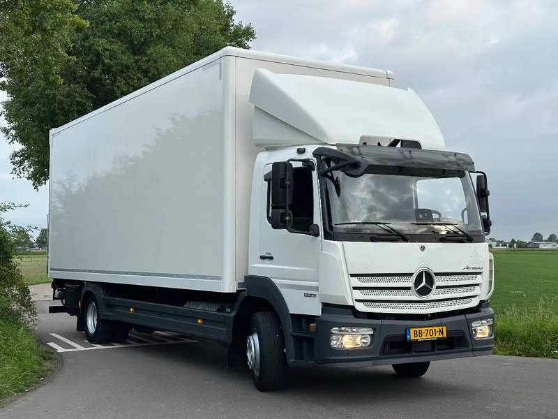 Mercedes-Benz Atego ATEGO 1223L 2020. 720x249x260 3000kg Lbw - Truk box: gambar 2 Mercedes-Benz Atego ATEGO 1223L 2020. 720x249x260 3000kg Lbw - Truk box: gambar 2