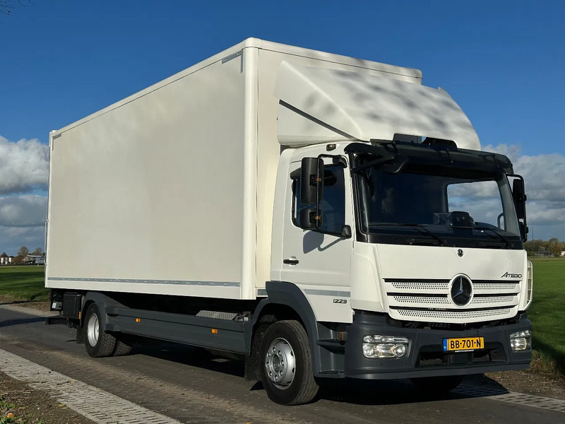 Mercedes-Benz Atego ATEGO1223L EURO6. 725x248x265 3 tons klep. - Truk box: gambar 2 Mercedes-Benz Atego ATEGO1223L EURO6. 725x248x265 3 tons klep. - Truk box: gambar 2