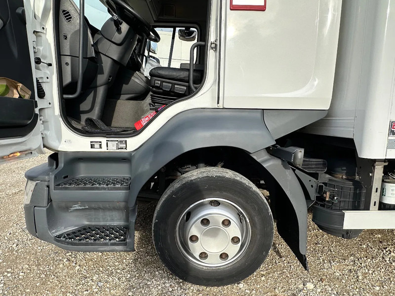 Renault D - Truk box: gambar 5 Renault D - Truk box: gambar 5