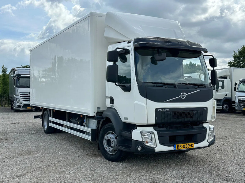 Volvo FL FL280.16 EURO6. 2022. 92747km. - Truk box: gambar 2 Volvo FL FL280.16 EURO6. 2022. 92747km. - Truk box: gambar 2