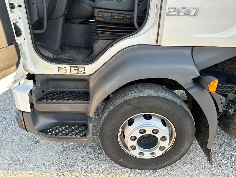 Volvo FL FL280.16 EURO6. 2022. , OPRIJWAGEN. NIEUWE OPBOUW! - Truk sasis: gambar 5 Volvo FL FL280.16 EURO6. 2022. , OPRIJWAGEN. NIEUWE OPBOUW! - Truk sasis: gambar 5