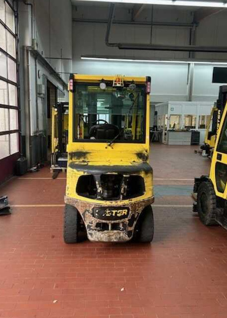 Hyster H2.5FT - Forklift diesel: gambar 3 Hyster H2.5FT - Forklift diesel: gambar 3