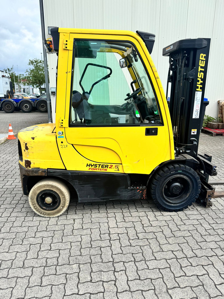 Hyster H2.5FT - Forklift diesel: gambar 1 Hyster H2.5FT - Forklift diesel: gambar 1