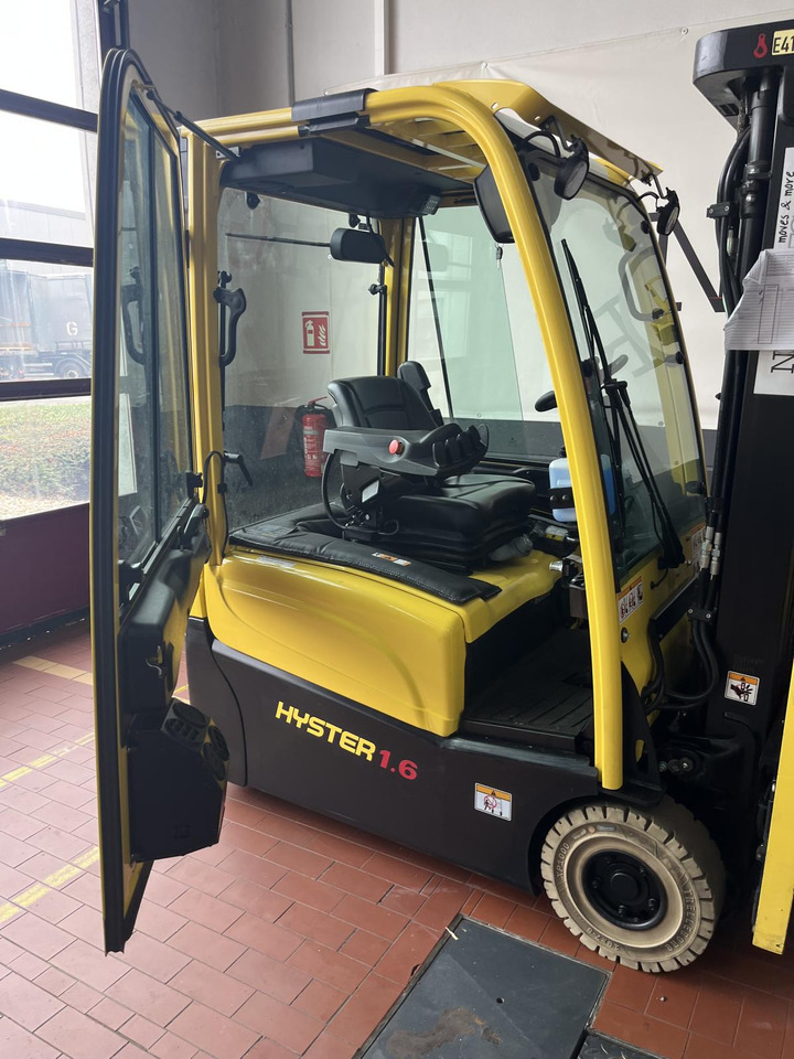 Hyster J1.6XNT MWB - Forklift listrik: gambar 5 Hyster J1.6XNT MWB - Forklift listrik: gambar 5