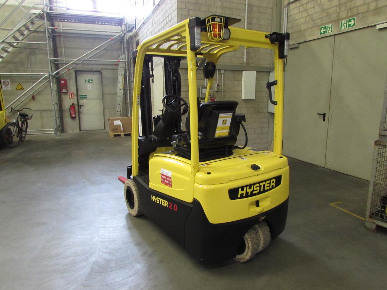 Hyster J2.0XNT MWB - Forklift listrik: gambar 2 Hyster J2.0XNT MWB - Forklift listrik: gambar 2