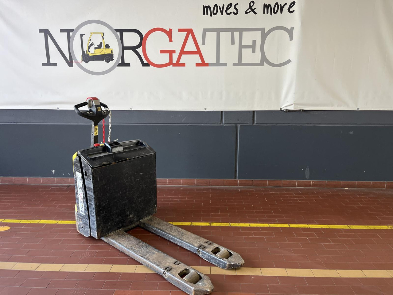 Hyster P1.8 - Truk pallet: gambar 2 Hyster P1.8 - Truk pallet: gambar 2