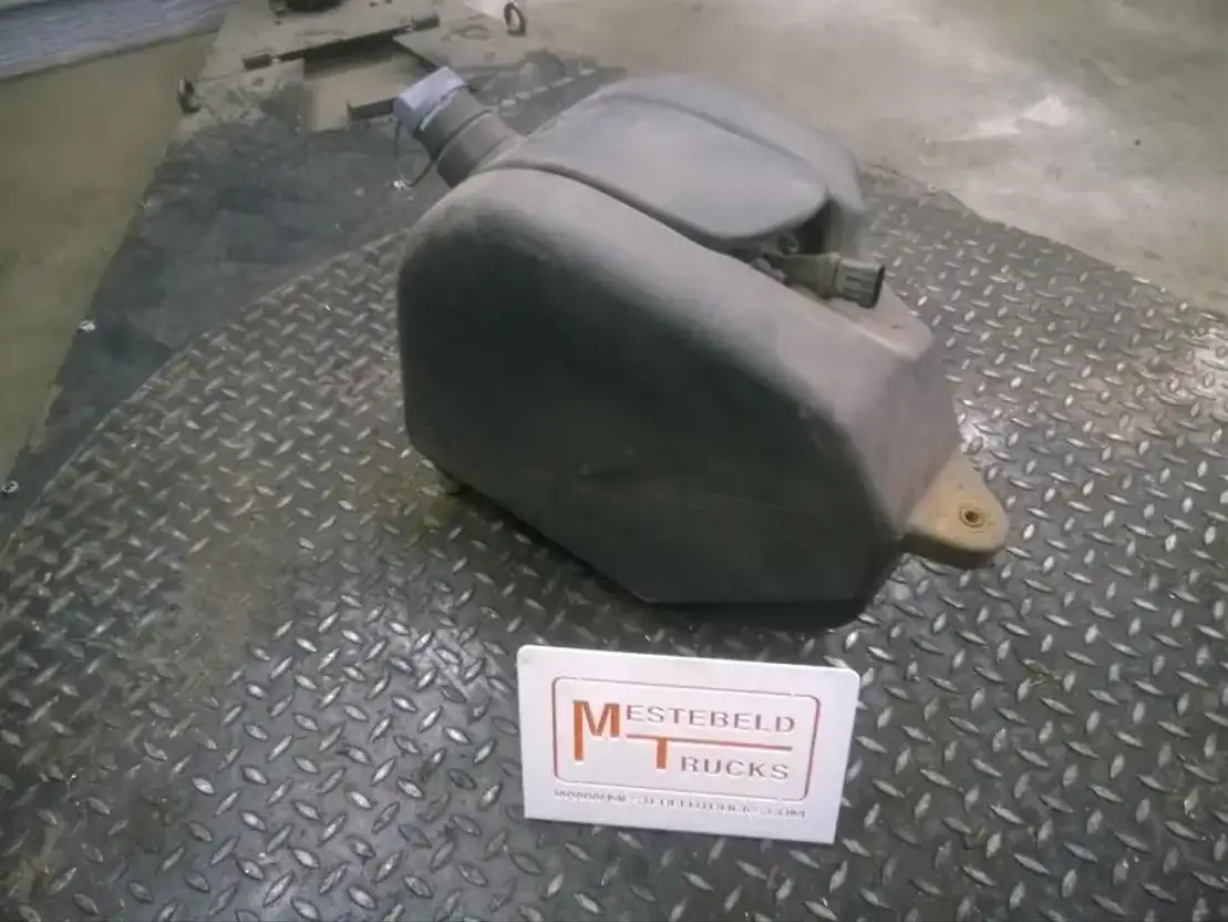 DAF Ad blue tank - Sistem bahan bakar untuk Van pengiriman: gambar 1 DAF Ad blue tank - Sistem bahan bakar untuk Van pengiriman: gambar 1