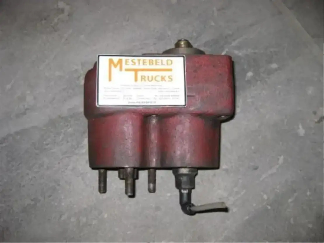 Diversen DIV. PTO ZF 16S130 - Hidrolika untuk Truk: gambar 1 Diversen DIV. PTO ZF 16S130 - Hidrolika untuk Truk: gambar 1