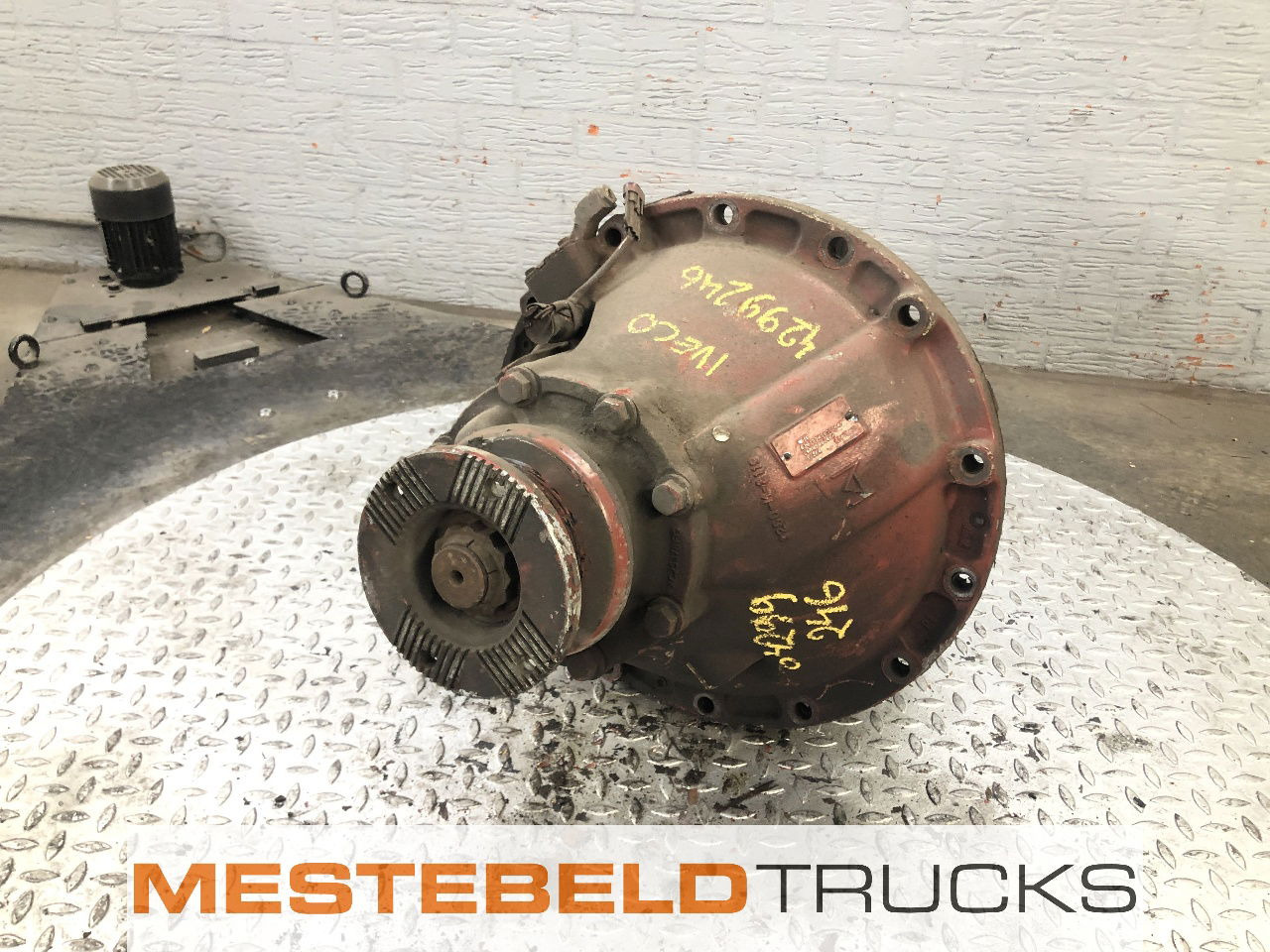 Iveco 177 E - As roda belakang untuk Truk: gambar 2 Iveco 177 E - As roda belakang untuk Truk: gambar 2