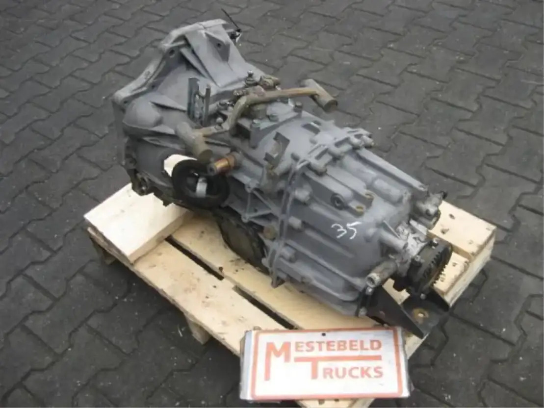 Iveco S 6 300 - Gearbox dan bagiannya untuk Truk: gambar 1 Iveco S 6 300 - Gearbox dan bagiannya untuk Truk: gambar 1