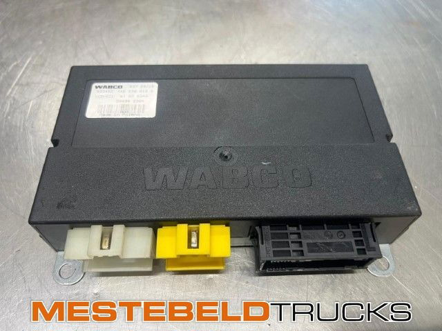 Iveco VCM-ECU regeleenheid Eurocargo - Sistem listrik untuk Truk: gambar 1 Iveco VCM-ECU regeleenheid Eurocargo - Sistem listrik untuk Truk: gambar 1