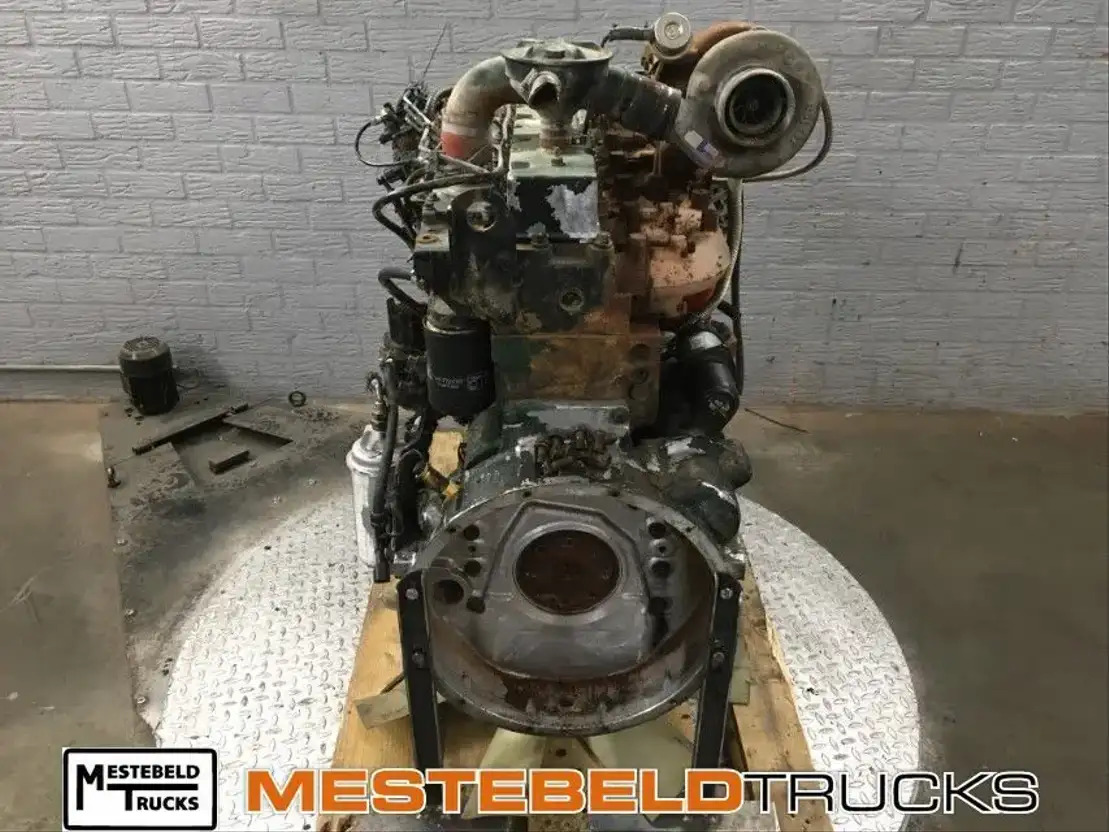 Komatsu Motor Cummins 8.3 ltr - Mesin untuk Truk: gambar 1 Komatsu Motor Cummins 8.3 ltr - Mesin untuk Truk: gambar 1